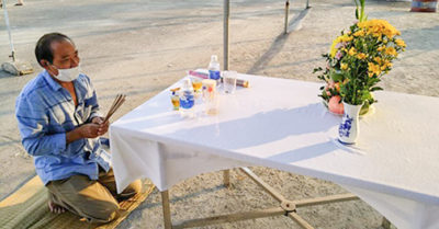 Chịu tang cha ở khu cách ly Covid-19