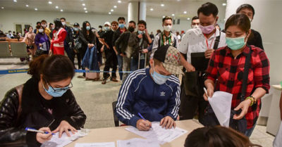 Dừng nhập cảnh người Việt ở sân bay Nội Bài