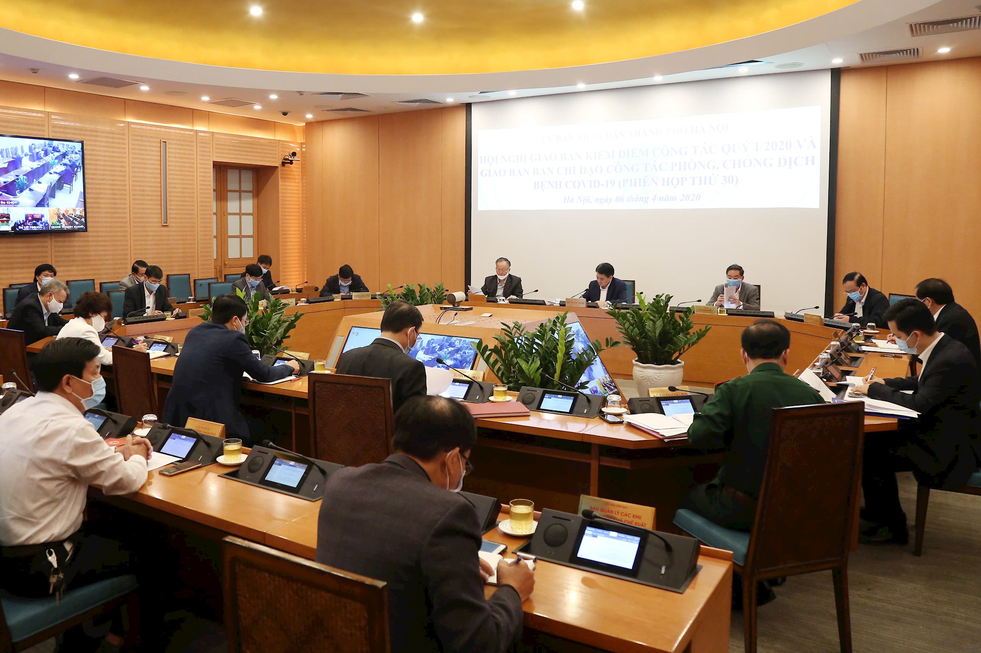 Hội nghị giao ban trực tuyến công tác quý I-2020 của UBND thành phố Hà Nội, ngày 6/4