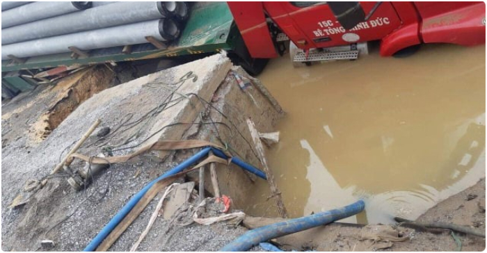 Sự cố vỡ đường ống nước sạch cấp cho 3 quận của Hà Nội