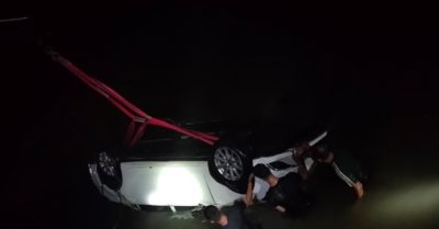 Ôtô biển số Hà Nội lao xuống biển, 3 người tử nạn