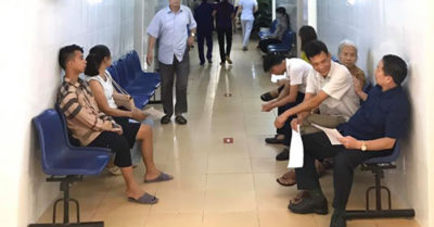 Bệnh viện đầu tiên kêu gọi ‘tôn trọng cán bộ y tế, tuyệt đối không đưa phong bì’