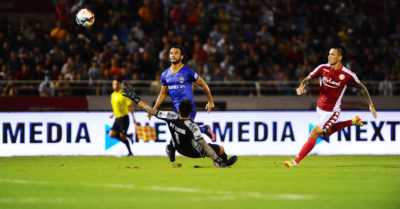 Vòng 8 V-League: Công Phượng ghi bàn, TP. HCM vẫn thất thủ trước Bình Dương