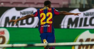 Barca đại thắng 4-0 trước Villarreal nhờ Ansu Fati và Messi
