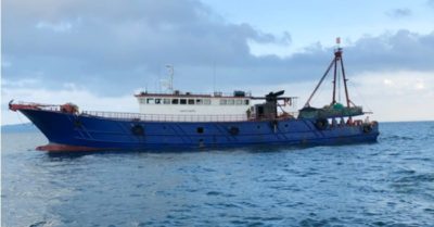 Hai tàu Trung Quốc vào vùng biển Quảng Ninh kéo chã trộm hải sản