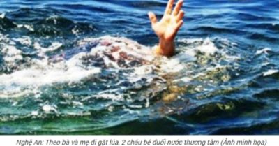 Theo mẹ và bà đi gặt lúa, hai bé trai đuối nước thương tâm