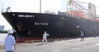 Chùm ảnh: Toa tàu metro số 1 đến TP. HCM