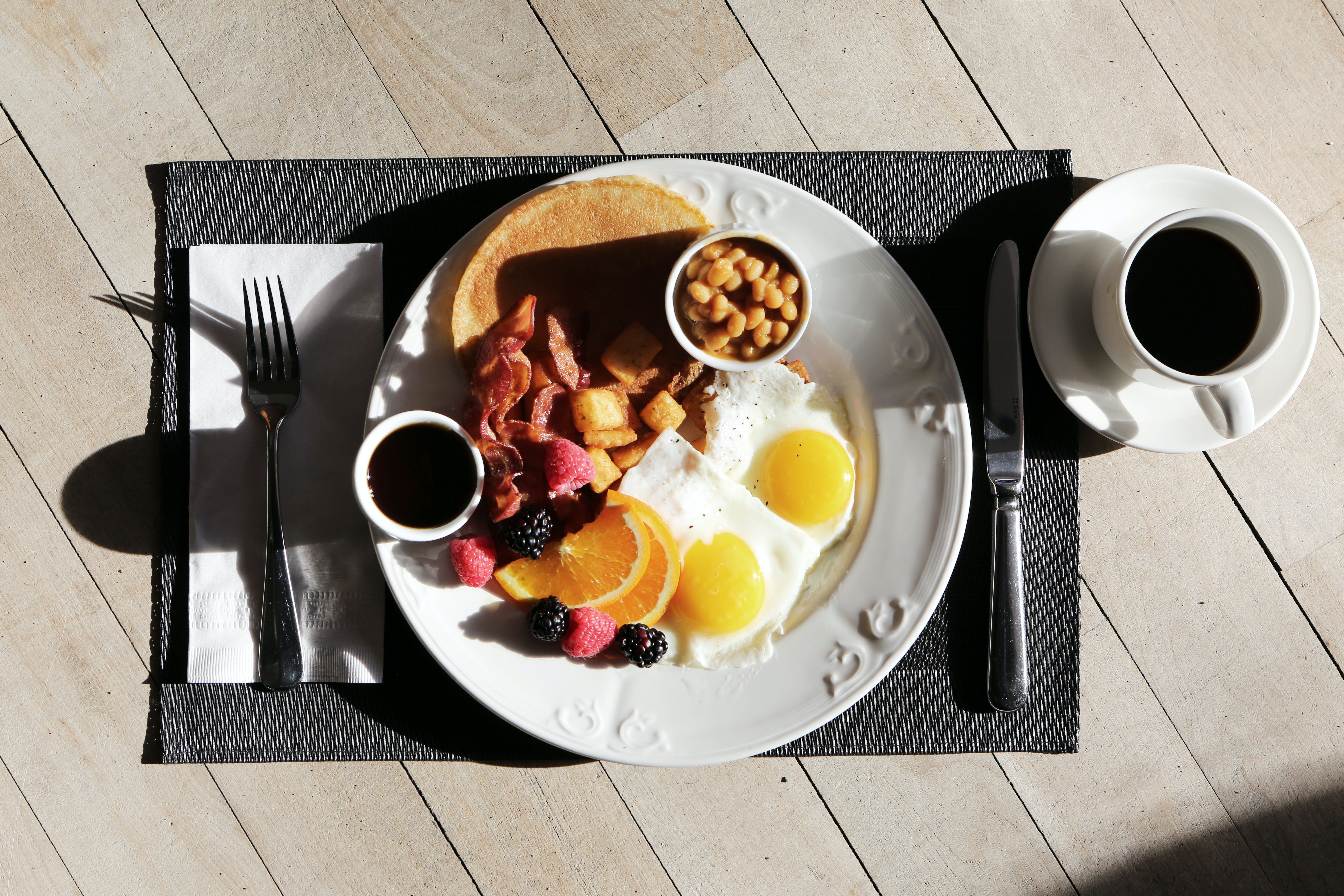 Ăn sáng là cần thiết, nhưng có liên quan đến giảm cân không ?
