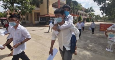 Đặc cách hay không cho thí sinh 10 năm cõng bạn đi học thành sinh viên Trường ĐH Y Hà Nội