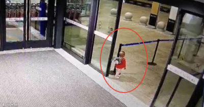 Mải cãi nhau, bố mẹ bỏ quên con trai 2 tuổi ở sân bay rồi… đi mất