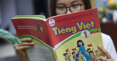 Vụ sách Cánh Diều: ‘Phải đính chính cả tài liệu chỉnh sửa thì mắc cười lắm!’