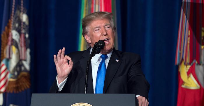 Tổng thống Donald J. Trump phát biểu về một chiến lược mới đối với Afghanistan và Nam Á tại Căn cứ chung Myer-Henderson Hall, Va., Mỹ ngày 21/8/2017 (ảnh: Bộ Quốc phòng Mỹ).
