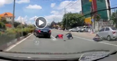 Video: Tài xế đánh lái ngoạn mục cứu 2 người bò lồm cồm trên đường trong chớp mắt