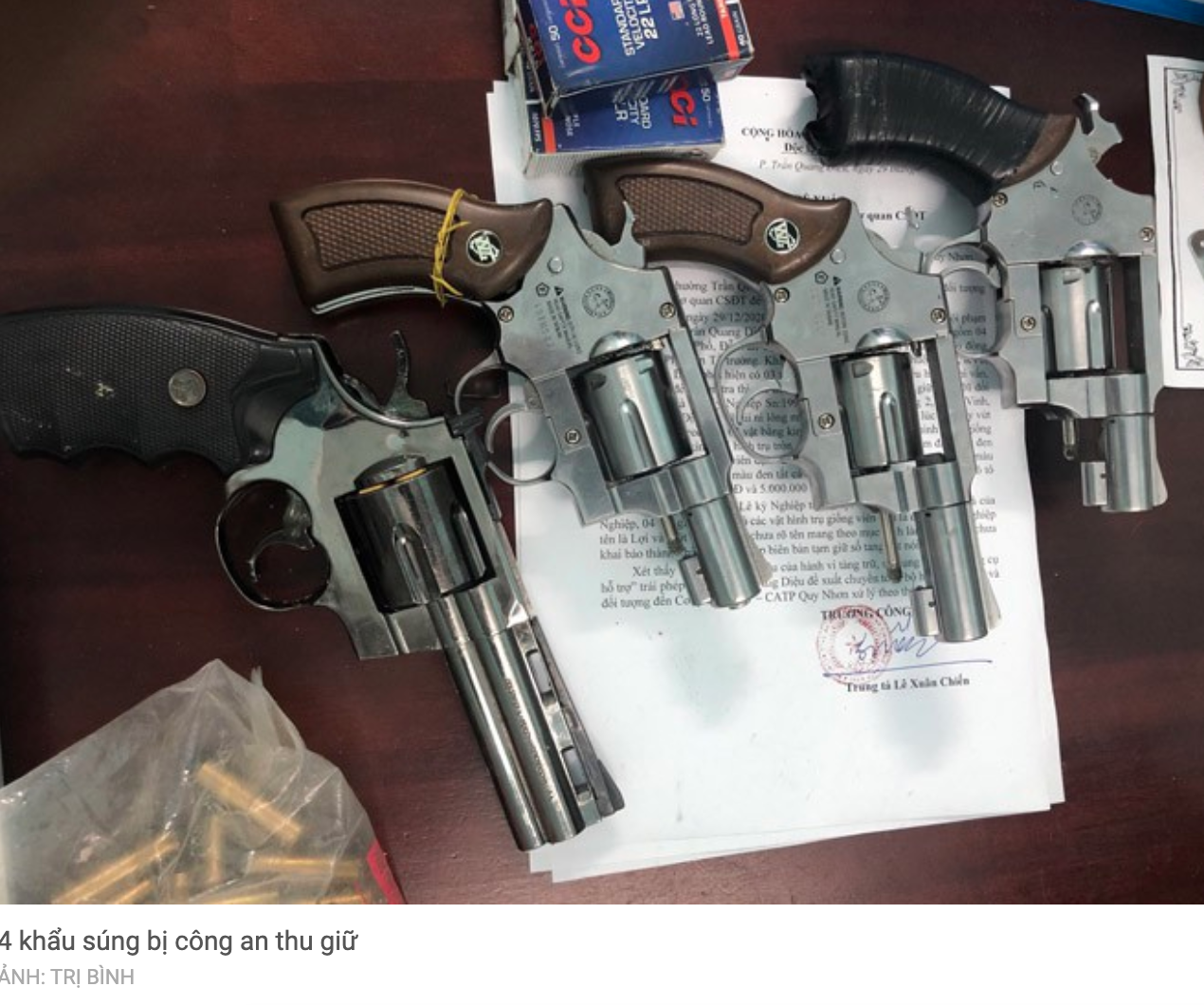 Nhóm thanh niên mang 4 khẩu súng, 164 viên đạn, đi giải quyết mâu thuẫn với “đối thủ”