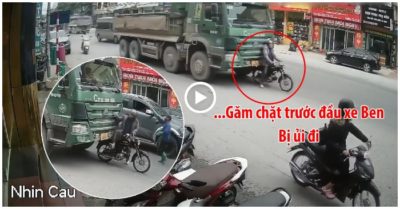 Video: Xe máy cùng người đàn ông găm chặt trước đầu xe ben, rồi bị ủi đi một đoạn đường dài