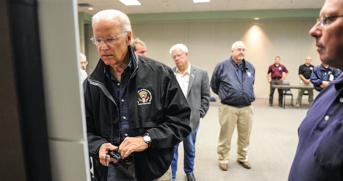 Ông Joe Biden trong một bức ảnh chụp ngày 23/9/2013, khi ông còn là Phó Tổng thống trong chính quyền Obama (ảnh: FEMA).