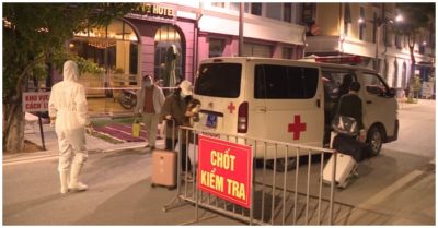 Vụ người dương tính rời khu cách ly Covid-19 ở Hà Nội: Đình chỉ cán bộ ký giấy