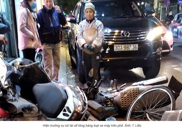 Nữ tài xế Fortuner tông hàng loạt xe máy trên phố Thái Thịnh
