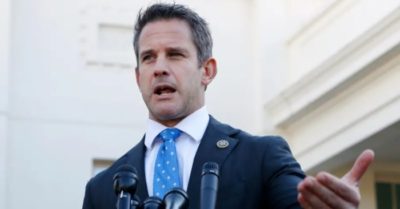 Nghị sĩ Cộng hòa bỏ phiếu kết tội ông Trump phải hứng chịu chỉ trích dữ dội từ gia đình