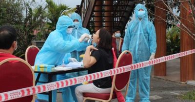 Hai cán bộ huyện dương tính Covid-19 đi liên hoan nhiều nơi, F1 ‘lên tới hàng trăm người’