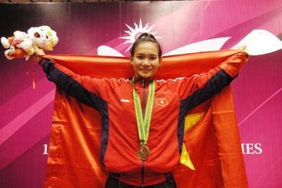  Hơn 15 năm tập luyện và thi đấu môn Pencak Silat, Huỳnh Thị Thu Hồng đã mang về cho quê hương 8 HCV các giải quốc tế,
