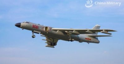 Biển Đông: Bắc Kinh điều 10 máy bay ném bom tập trận sau động thái leo thang của Mỹ