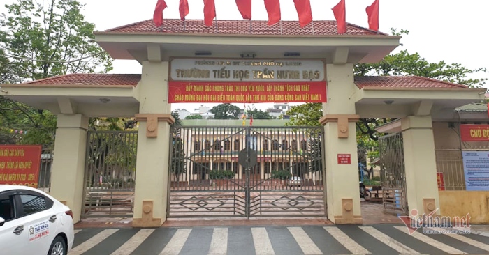 Cập nhật tối 26/3: Thêm 3 người nhập viện nghi ăn patê chay; Hải Phòng và Quảng Ninh bắt đầu cho học sinh nghỉ học để phòng chống Covid-19.