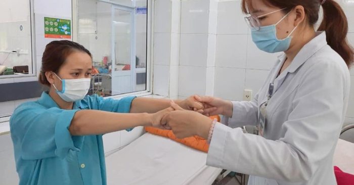 Bệnh nhân tỉnh táo sau thời gian điều trị.