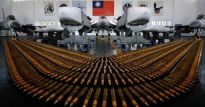 Nhật vừa tuyên bố không can dự nếu Trung Quốc tấn công, Đài Loan khẳng định sẽ ‘tự bảo vệ’