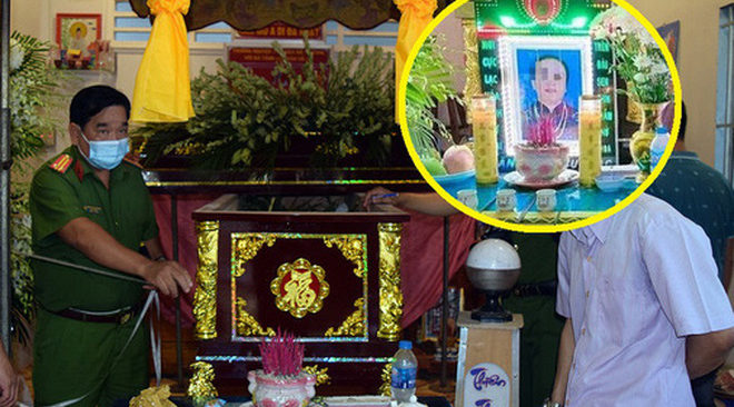 Công an mở quan tài trong đám tang giả