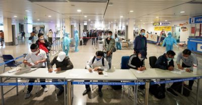 3 người nhập cảnh trái phép đi máy bay từ Nam ra Bắc