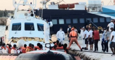 Bỉ giải cứu hàng chục người Việt trôi dạt trên biển khi đang cố đến Anh