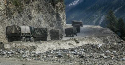 Ấn Độ bất ngờ điều 50.000 quân ồ ạt áp sát biên giới Trung Quốc