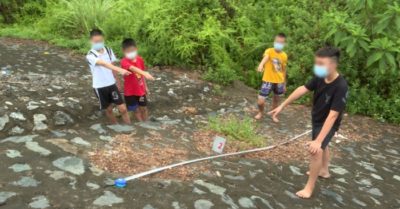 Bắt chước TikTok, 4 học sinh rủ nhau  lên cao tốc ném đá vào hàng loạt ôtô