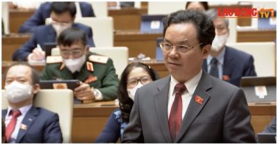 Phó Hiệu trưởng Đại học Kinh tế Quốc dân: ‘Lãng phí rất lớn khi cán bộ đua nhau học văn bằng, chứng chỉ’