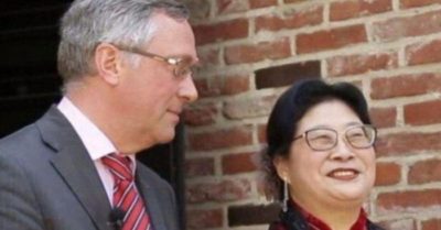 Vợ gốc Trung Quốc của đại sứ Bỉ tại Hàn Quốc lại ẩu đả với nhân viên quét rác