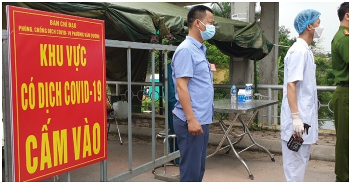 Một chốt kiểm soát dịch tại tỉnh Bắc Ninh (ảnh chụp màn hình trên báo Lao Động).