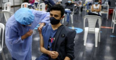 Hiệu quả chống biến thể Delta của vắc xin Pfizer, AstraZeneca giảm sau 3 tháng