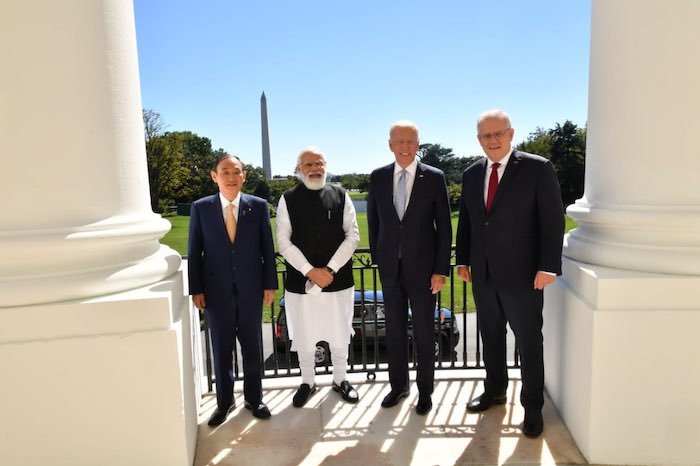 Thủ tướng Nhật Yoshihide Suga; Thủ tướng Ấn Độ Narendra Modi; Tổng thống Mỹ Joe Biden; Thủ tướng Úc Scott Morrison tại Phòng phía Đông của Nhà Trắng, vào ngày 24 tháng 9 năm 2021 (ảnh: Twitter của Thủ tướng Ấn Độ).