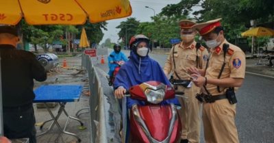 19 quận, huyện, thị xã ở Hà Nội sẽ không kiểm soát giấy đi đường