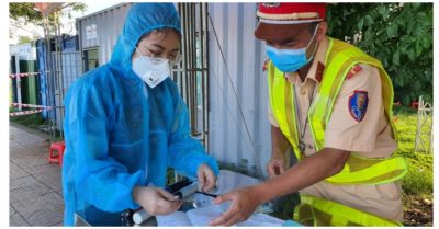 Chưa kịp hỗ trợ phòng chống dịch, bác sĩ trẻ đã nhiễm Covid-19, nghi lây cho 7 người thân