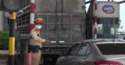 Hà Nội ngừng kiểm soát giấy đi đường từ sáng mai (21/9)