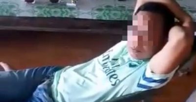 Cà Mau: Phó Trưởng Công an xã đến nhà dân không đeo khẩu trang, nằm võng trong lúc làm nhiệm vụ