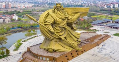 Xây tượng hết 600 tỉ đồng, tốn thêm gần 550 tỉ đồng để di dời tượng