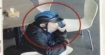 Chủ tiệm điện thoại bị khách hàng lừa mất iPhone 13 Pro Max