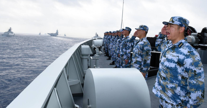 Một cuộc tập trận của Trung Quốc ở Biển Đông ngày 12/4/2018 (ảnh chụp màn hình VCG/Times). Giới chức Malaysia cho rằng cần phản đối Trung Quốc về Biển Đông.