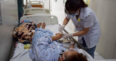 Cập nhật tối 5/10: 50.473 ca sốt xuất huyết, 18 người tử vong, nguy cơ dịch chồng dịch;  Sau giãn cách, người dân tá hỏa vì tiền nước máy tăng gấp nhiều lần