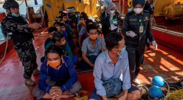 Hàng trăm ngư dân Việt Nam hồi hương sau thời gian bị mắc kẹt tại Indoesia (ảnh chụp màn hình Vietnamplus).