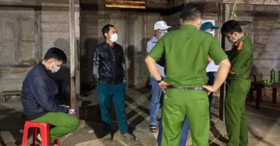 Công an điều tra vụ 2 bé tử vong dưới ao, bà nội đi khỏi nhà nhiều ngày