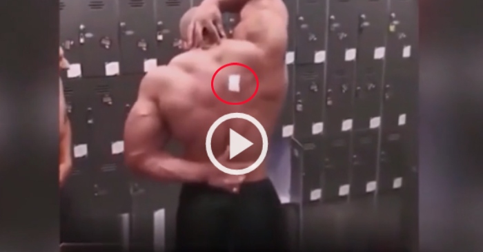 Video: Anh chàng lực sĩ chịu thua vì miếng dán sau lưng